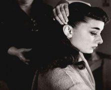 灵犀眉毛有痣课堂:眉痣图解女人命运好不好