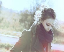 灵犀眉毛有痣课堂:女性眉毛上的痣看婚姻长短