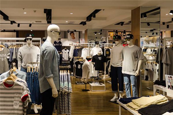 梦见服装店