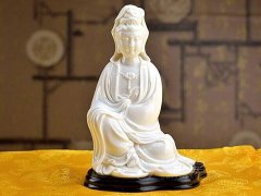 灵犀佛像摆放:家里供奉观音菩萨的上香时间和禁忌