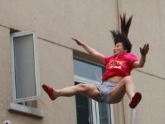 梦见坠楼