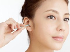 梦见耳朵流血