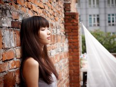 梦见和死人说话