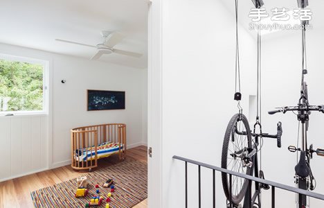房间翻修：自行车也能变艺术品的收纳妙招