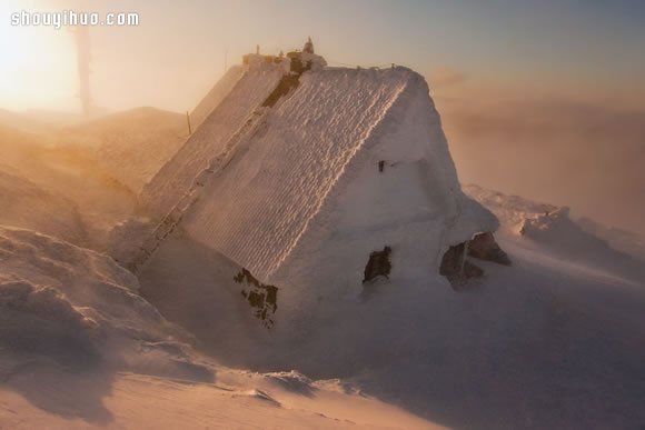 精灵的藏身之处 被世界遗忘的雪白世界小屋