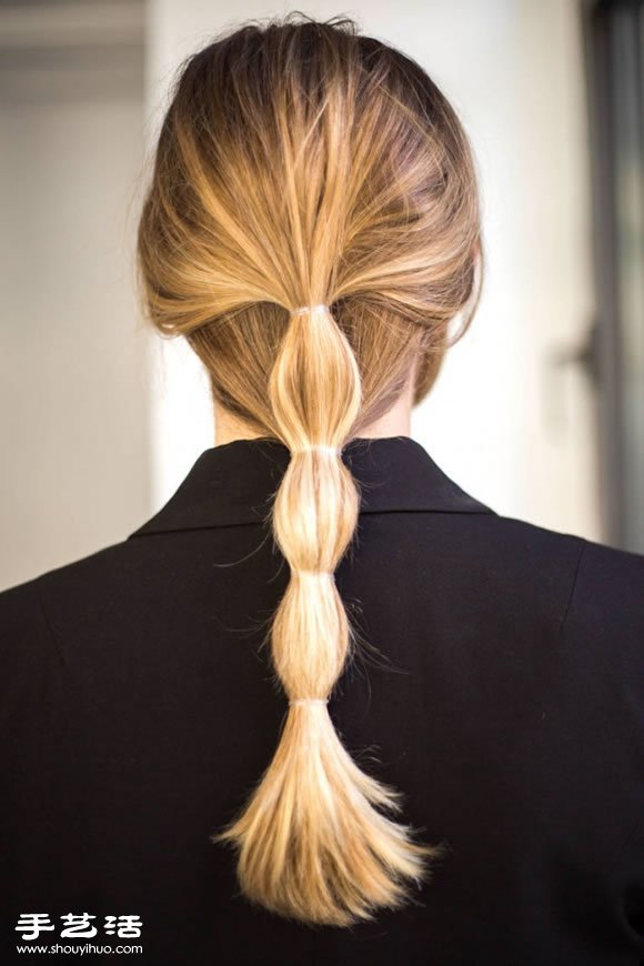 让你在家也能轻松打造时尚发型的10个小技巧