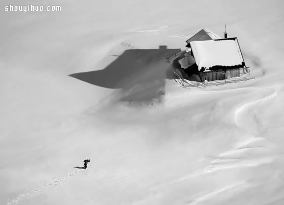 精灵的藏身之处 被世界遗忘的雪白世界小屋