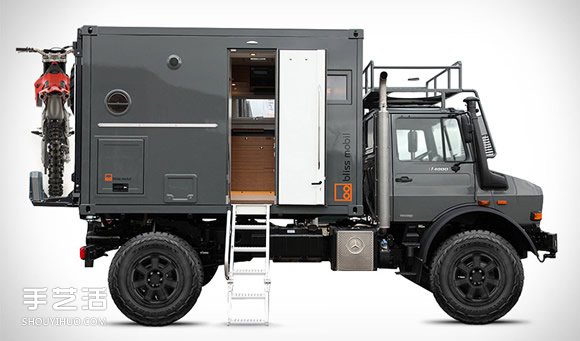 荷兰 Bliss Mobil 军用级货柜露营车设计