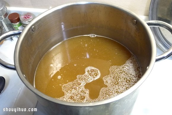 自酿啤酒的方法 啤酒的酿造方法制作过程