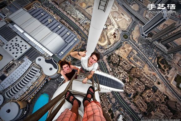 战斗民族攀高狂人挑战世界最高楼迪拜塔