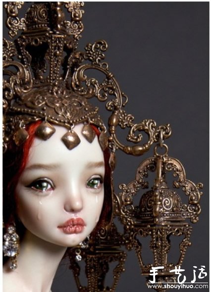 手工制作的精美陶瓷娃娃