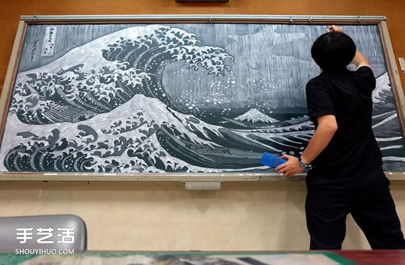 日本画黑板报神人：老师~确定不考虑转职吗？