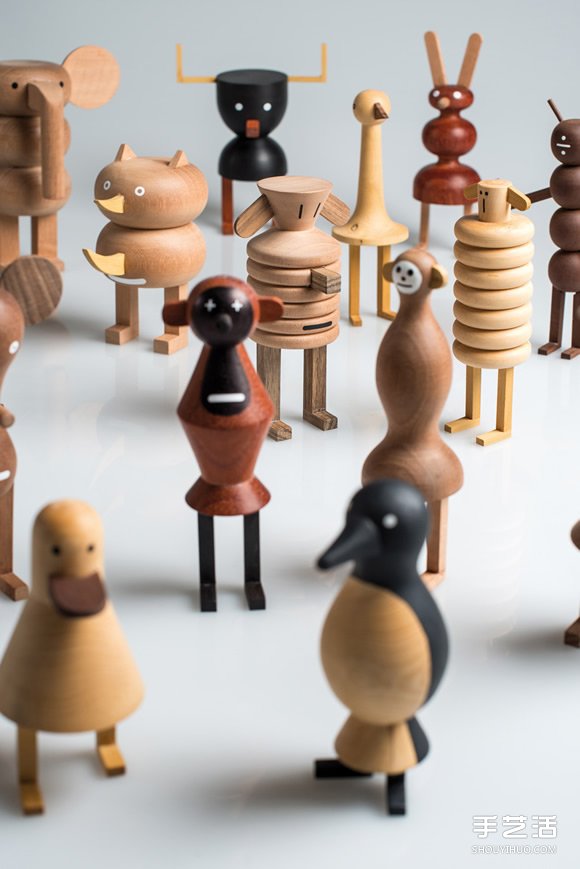 Isidro Ferrer 设计的治愈系木头玩具