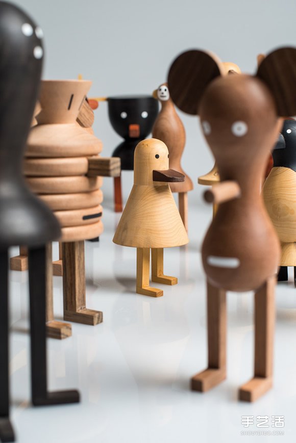 Isidro Ferrer 设计的治愈系木头玩具