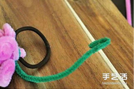 扭扭棒花朵教程图解 DIY手工制作玫瑰花头绳