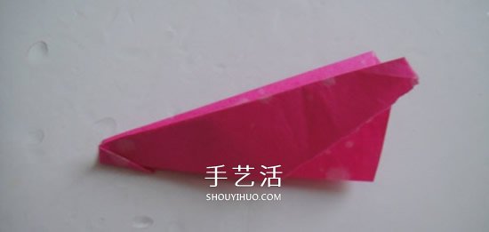 最简单纸飞机怎么折 幼儿手工小飞机的折法