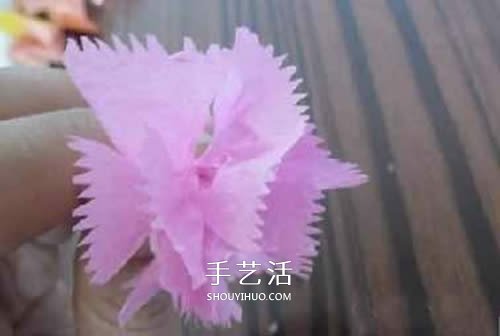 手揉纸康乃馨的制作 母亲节康乃馨DIY图解