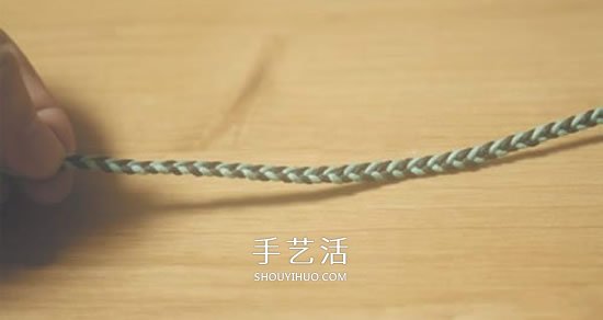 四股绳手链编法图解 四根绳子编手链的教程