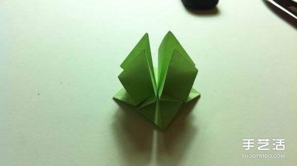 一张纸折四叶草图解 创意四叶草的折法步骤