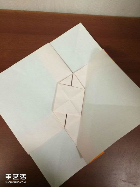 怎么折跑车的教程 手工跑车折纸方法图解