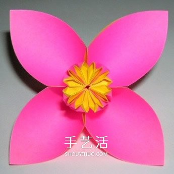 四瓣花的折纸方法图解 六个组合成美丽花球