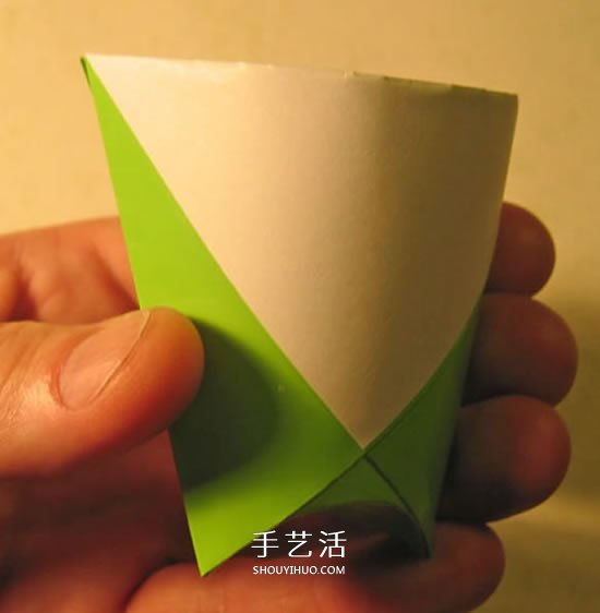 简易烟灰缸的折法图解 折纸烟灰缸图片教程
