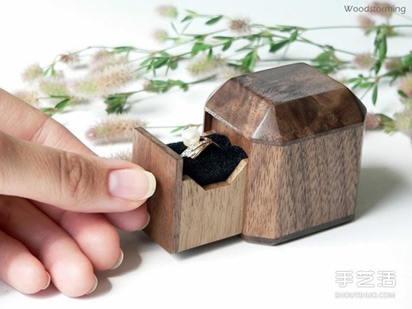 质朴温暖的木质收纳盒 专为珠宝打造的木器收纳