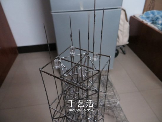 大头针制作埃菲尔铁塔 金属版埃菲尔铁塔模型DIY