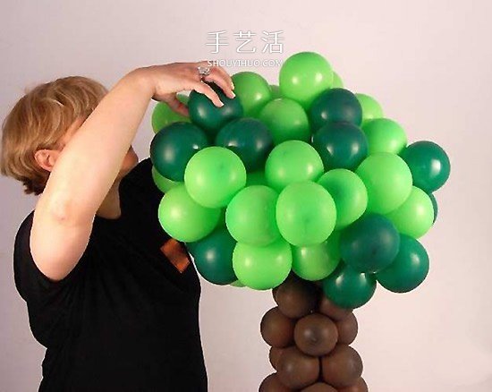 气球造型大树手工制作 植树节用气球做大树