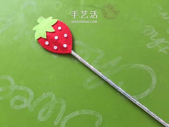 一点点不织布 自制可爱草莓魔法棒的方法教程