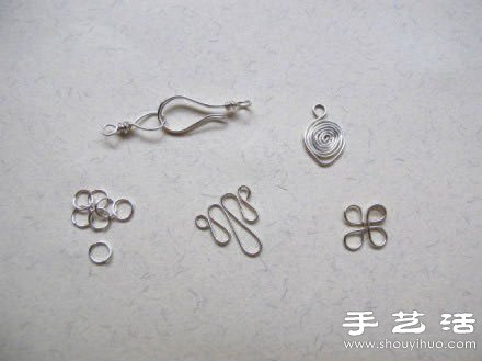 金属丝DIY制作小清新耳饰的方法教程