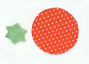 草莓造型窗帘扣的布艺手工制作教程