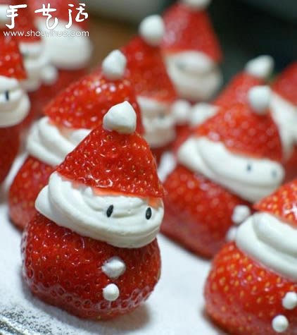 草莓奶油的俏皮组合 超萌圣诞老人DIY