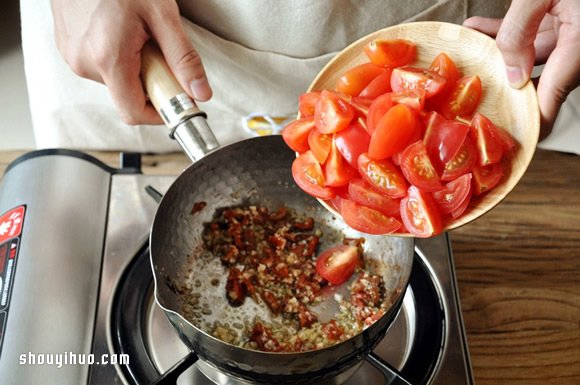 番茄爱好者的必学菜：浓汁奶油鸡的做法