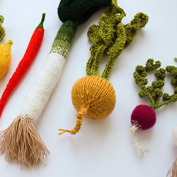 毛线编织的蔬菜水果作品 卖得比新鲜的贵多了