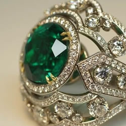 绿宝石戒指的手工制作过程