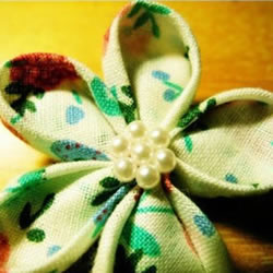 不织布手工制作花朵装饰