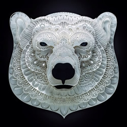 为脆弱野生动物募款 马尼拉艺术家的动物纸雕