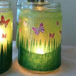 小小蝴蝶迎着晨光飞舞 自制玻璃瓶灯笼的方法