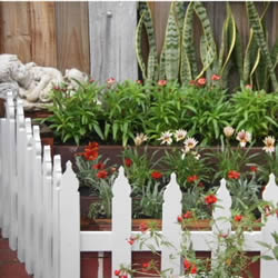 自制园艺小围栏的方法 木板园艺围栏DIY教程