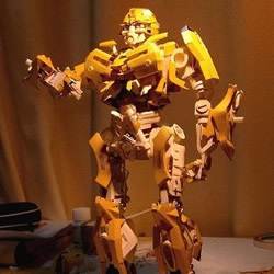 变形金刚大黄蜂模型 废纸盒制作大黄蜂作品