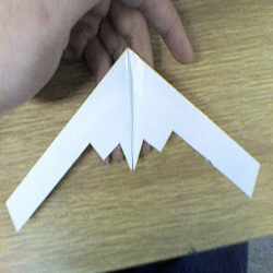 B-2轰炸机的折法图解 折纸隐形轰炸机的方法