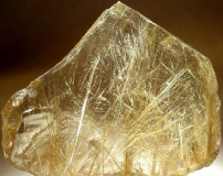 【水晶百科】钛晶好还是发晶好 发晶与钛晶的区别有哪些